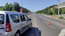Bursa'da orman yangınına tedbir için ana yolu trafiğe kapatıp tellere bakım yaptılar