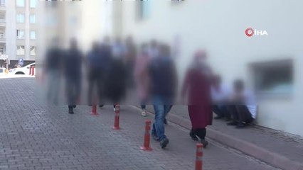 Son dakika: Kayseri'deki FETÖ operasyonunda polis eşlerinden sorumlu 4 mahrem imam gözaltına alındı