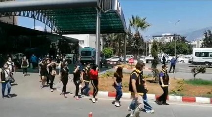 İskenderun'da masaj salonlarına baskın
