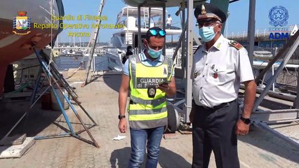 Ancona - Contrabbando ed evasione Iva: sequestrata imbarcazione (05.08.21)