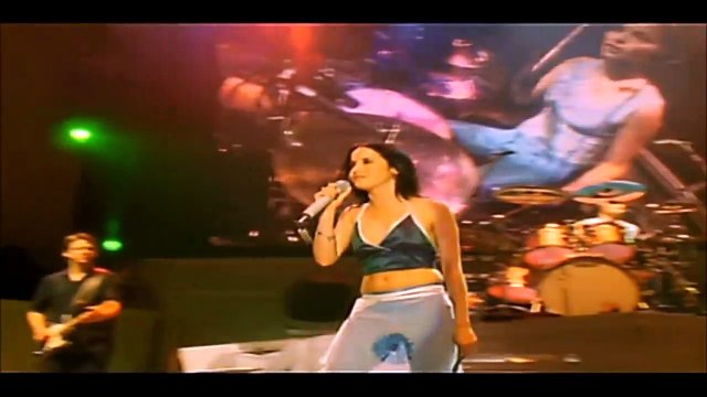 THE CORRS —Toss The Feathers— | THE CORRS —LIVE AT LANSDOWNE ROAD— | 2000