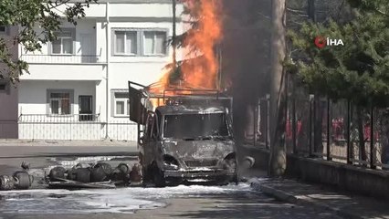 Son dakika haberi | Kayseri'de savaş filmi sahnelerini aratmayan yangın