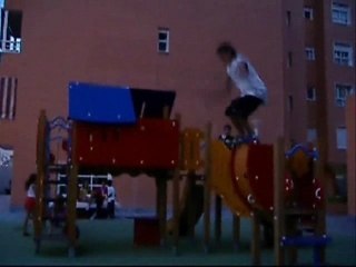 Parkour Tricks - ( Xus & Pabliko)