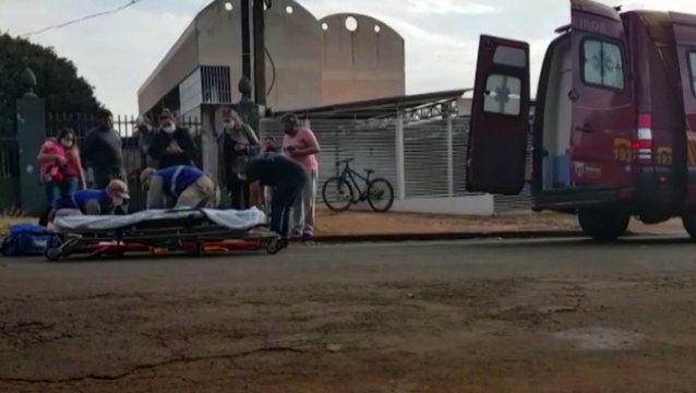 Jovem fica ferido ao cair de bicicleta no Bairro Santos Dumont