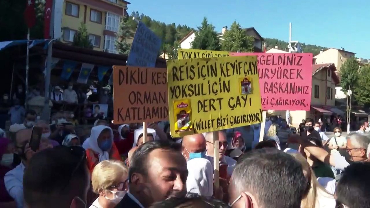 Akşener'e seslenen kadın: Cumhuriyetin kazanımlarını ve ayarlarına dönmek istiyoruz