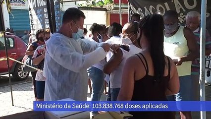 Mais de 1,3 milhão de doses aplicadas em 24h