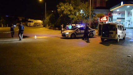 Malatya'da laf atma kavgasında 2 kardeş yaralandı