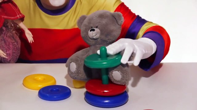 Dima der lustige Clown! Eine bunte Pyramide Video für Kinder