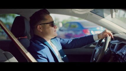 Banda Los Recoditos - Llorando En Un Carro Del Año