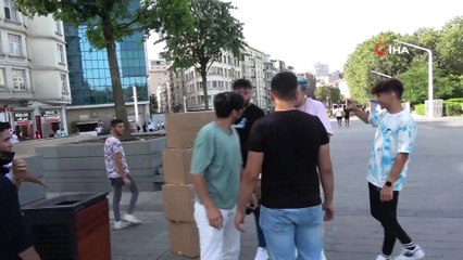 TikTok fenomeni Semih Varol’dan Taksim Meydanı’nda tepki çeken şaka
