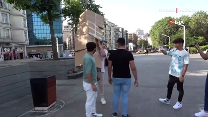 İstanbul Taksim Meydanı'nı karıştırdı! TikTok fenomeni Semih Varol'dan tepki çeken şaka