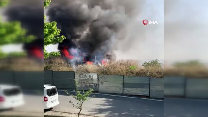 Üsküdar’da işçilerin kaldığı konteyner alev alev yandı