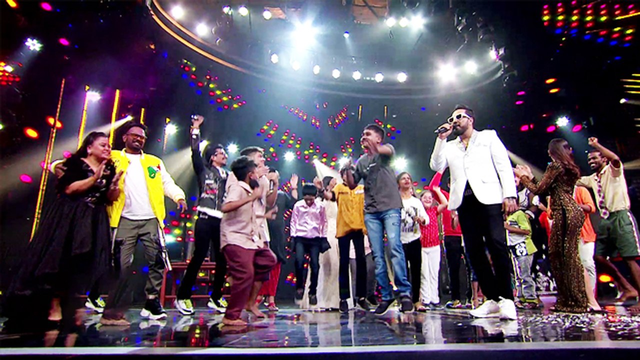 Dance Deewane: Mika Singh Performs For Special...