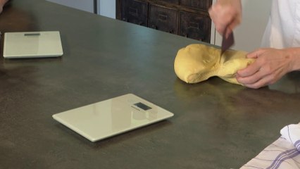 EuregioGenuss - Einen Osterkranz backen (mit Sieglinde Pircher)