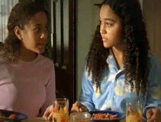 Are You Afraid of the Dark S07E13 The Tale of the Night Nurse