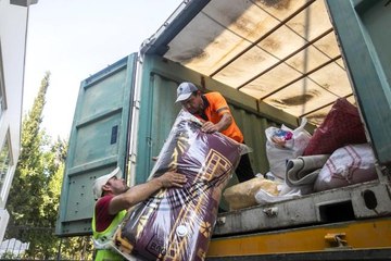 Mersin'de yangının yaraları birlikte sarılıyor