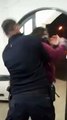 Fueron a denunciar violencia de género y las terminaron agrediendo los policías Video 2