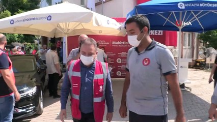 Yangın itfaiyeci kardeşleri buluşturdu