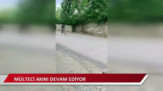 Van'a giriş yapan göçmenler mahalle arasında koşarken görüntülendi