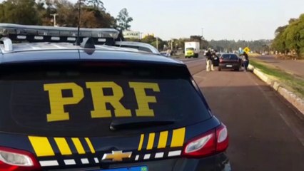 Download Video: PRF realiza fiscalização na BR-277 perto do Trevo da Portal