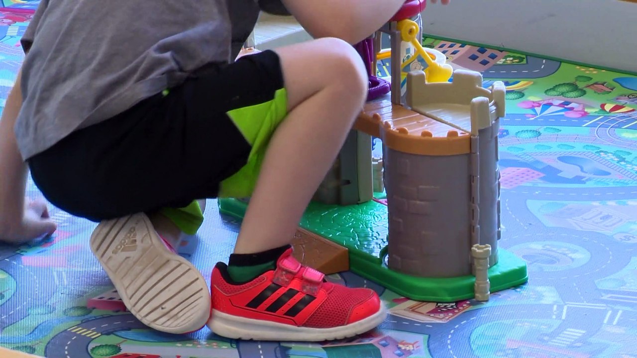 Des parents prêtent une partie de leur maison pour en faire des garderies