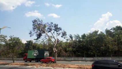 Boeing 737-800 PR-GGN na aproximação final antes de pousar em Manaus vindo de Porto Velho