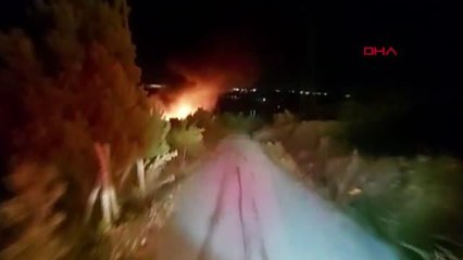 MOBİLYA FABRİKASININ DEPOSU YANDI