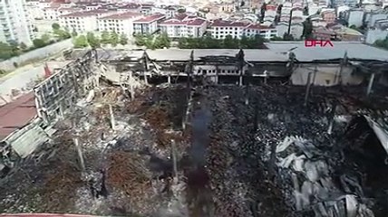 Esenyurt'ta yanan depo havadan görüntülendi