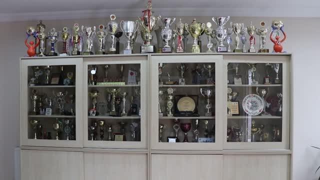 Türkiye'ye karatede ilk olimpiyat madalyasını kazandıran Eray Şamdan'ın babası, oğluyla gurur duyuyor