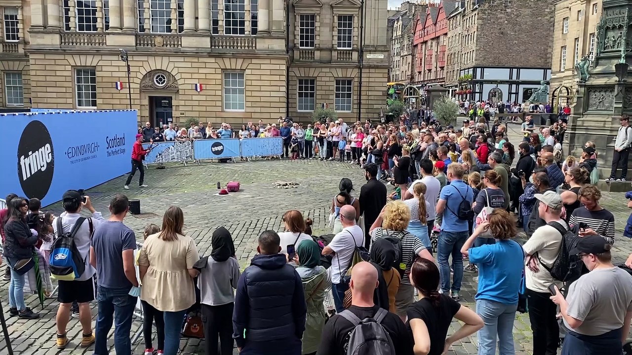 Edinburgh Festival Fringe 2021 - Street performers are back