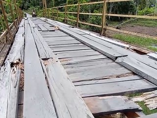 Jembatan Gantung Ujong Simpang Kecamatan Arongan lambalek- Aceh B