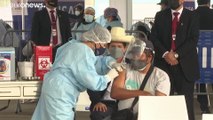 Perú | El presidente Pedro Castillo se vacuna con Sinopharm