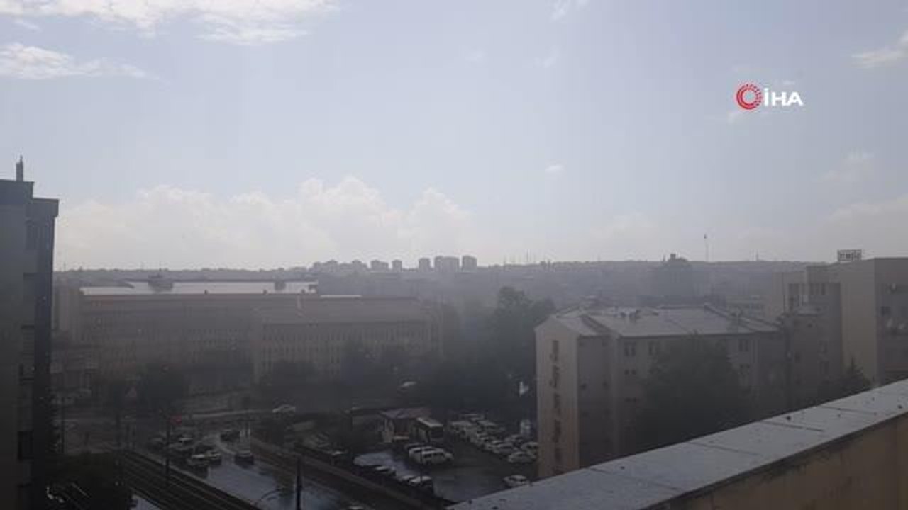 Aniden bastıran sağanak yağış, vatandaşı hazırlıksız yakaladı