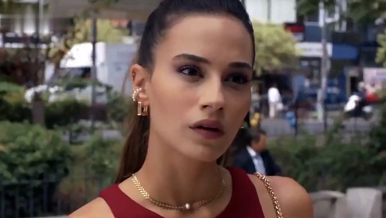 مسلسل حب بالصدفة _ الحلقة 6 القسم الاول مترجمة...
