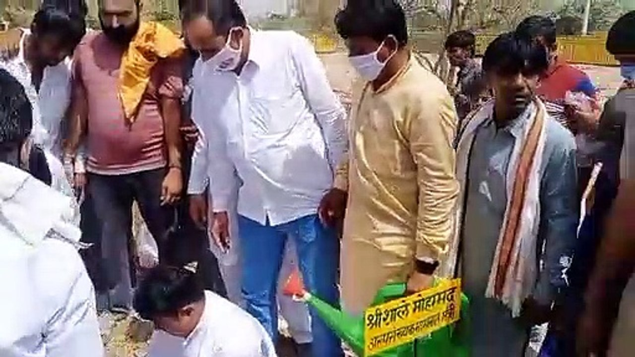 कन्या वाटिका का शुभारंभ कर लगाएं पौधे	N