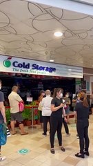 BLACKOUT AT TAMPINES COLD STORAGE, NETIZEN SAYS "ROMANTIC THEME"