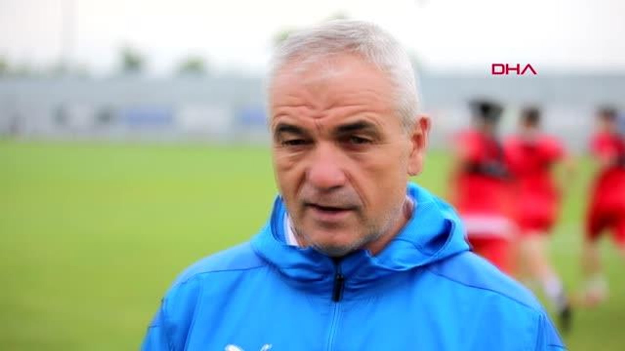 SPOR Rıza Çalımbay: Avrupa maçlarını, milli maç havasında oynuyoruz