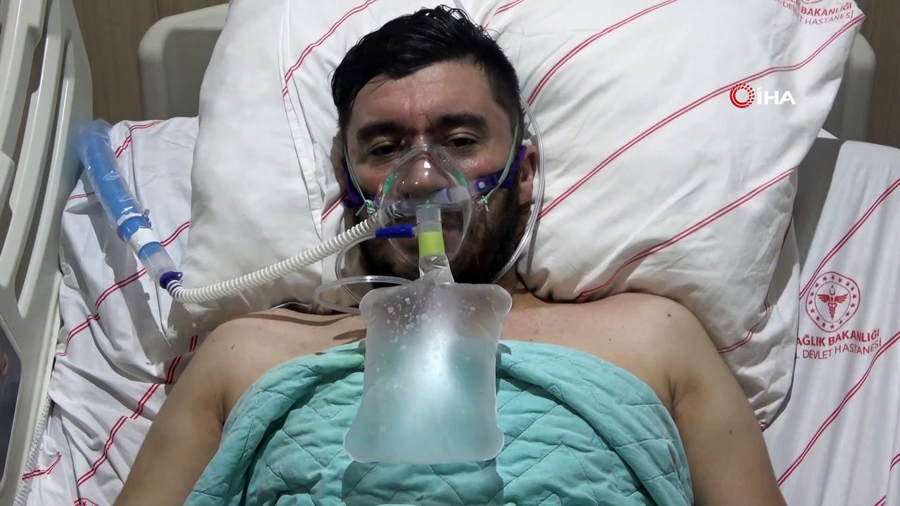 Aşı olmayı erteledi, 17 gün tedavi gören korona virüs hastası yaşadıklarını anlattı