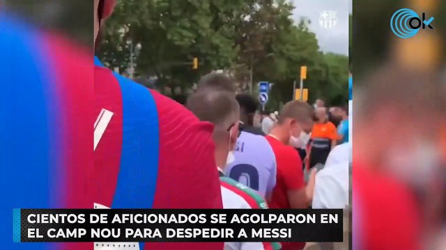 Cientos de aficionados se agolparon en el Camp Nou para despedir a Messi