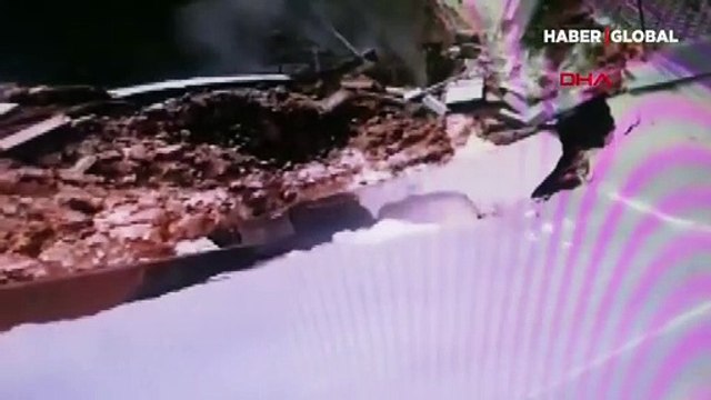 Ankara'da inşaatın istinat duvarı çöktü, bitişikteki binalar boşaltıldı