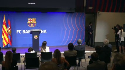 ميسي لم يتصور الرحيل عن برشلونة وامكانية انتقاله الى سان جرمان ممكنة