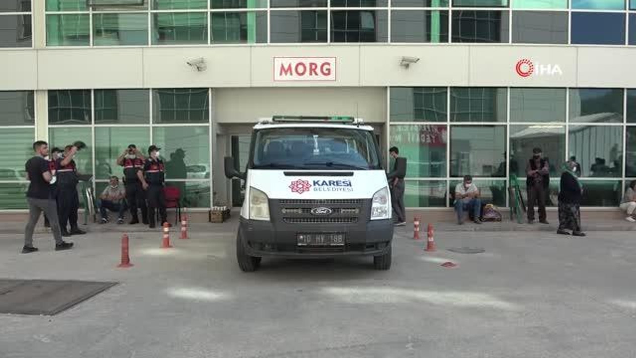 Morg önünde büyük acı...Kaza sonrası teşhis edilen cenazeler ailelerine teslim ediliyor