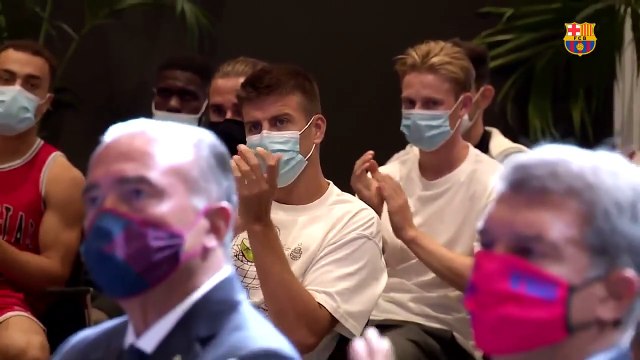 Les larmes de Lionel Messi, contraint de quitter le FC Barcelone