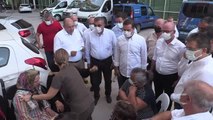 BALIKESİR - CHP Genel Başkan Yardımcısı Akın, yolcu otobüsü kazasında yaralananları ziyaret etti