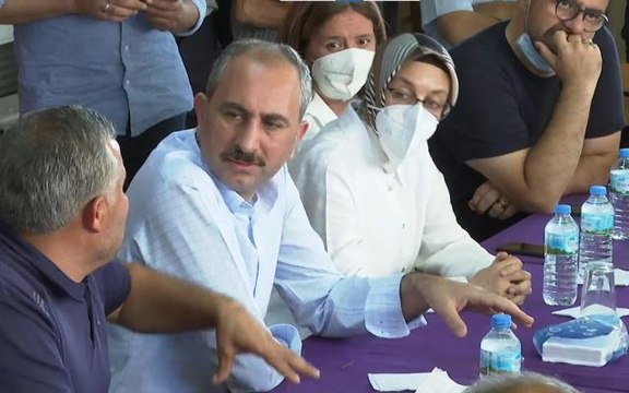 Son dakika haberleri! Adalet Bakanı Gül: Yanan alanlara tek bir çivi çakılmasına izin vermeyeceğiz