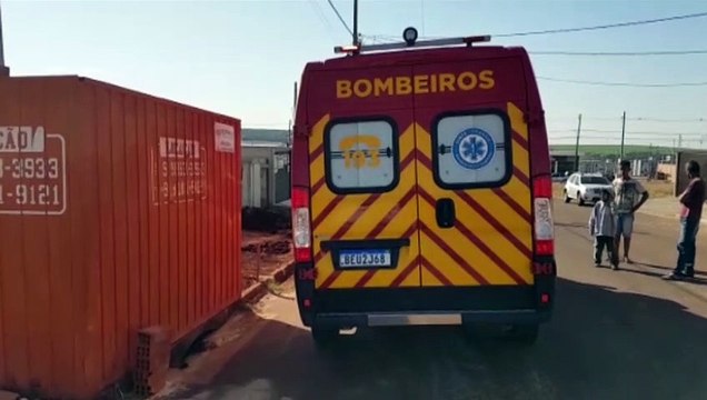 Menino cai de três metros em casa em construção no Loteamento Florais do Paraná