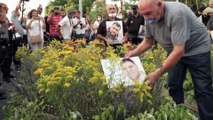شاهد: موكب جنائزي في بيروت تكريماً لذكرى ضحايا انفجار المرفأ