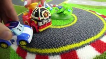 Tolle Spielzeugautos - Robocar Poli und das Rettungsteam - Einsatz für die Feuerwehr