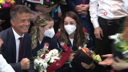 Olimpiyat kafilesi, yurda döndü