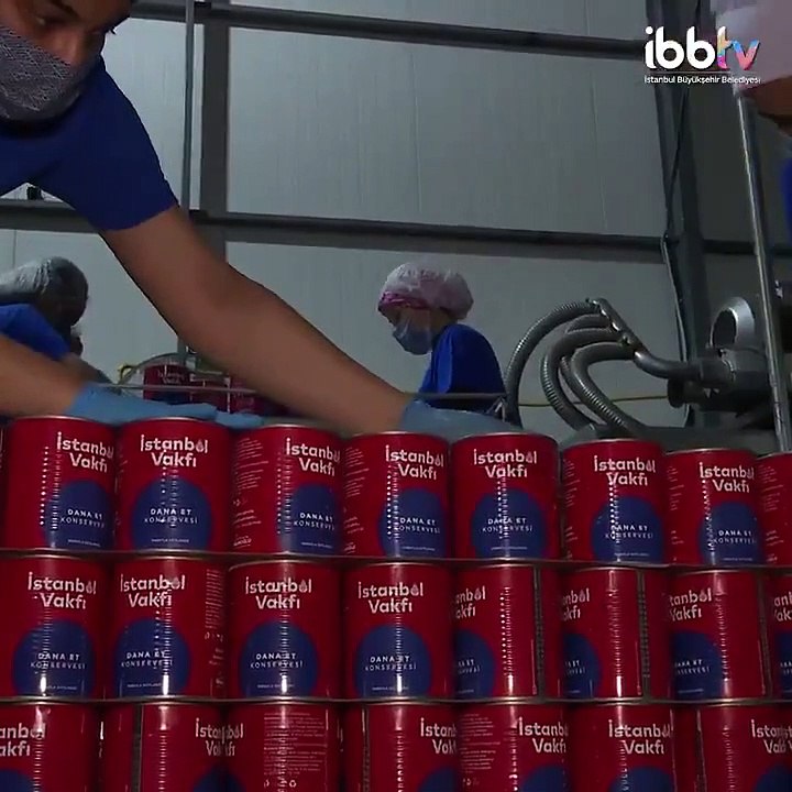 İmamoğlu'ndan bağış paylaşımı: Kadınlar istihdam edildi, derilerden elde edilecek gelir burs olarak verilecek